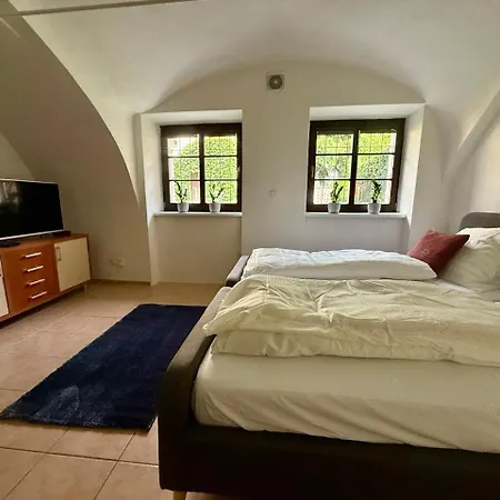 Apartman Hradec Kralove - U Bileho Kone Lejlighed Hradec Králové